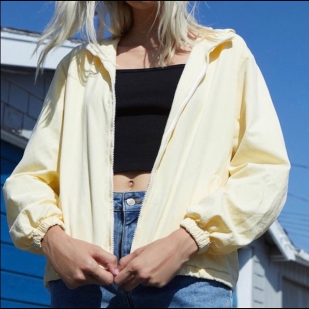 brandy melville windbreaker jacket